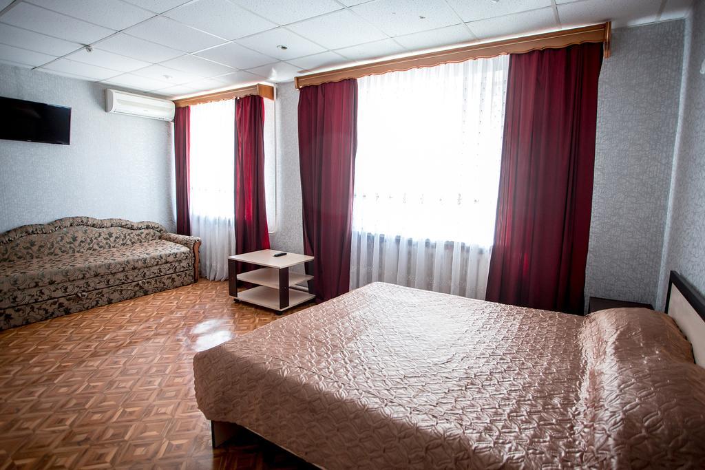 Premium Hotel Izmail Ngoại thất bức ảnh
