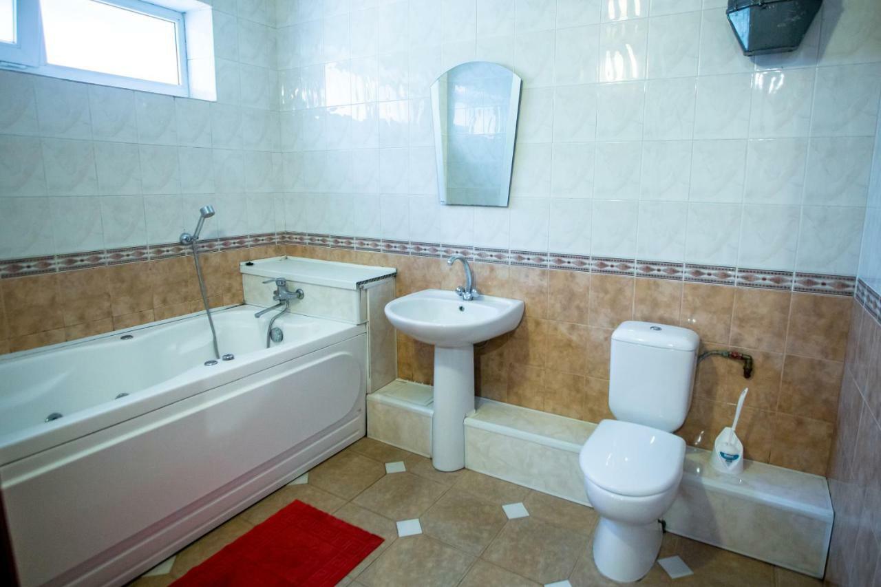 Premium Hotel Izmail Ngoại thất bức ảnh